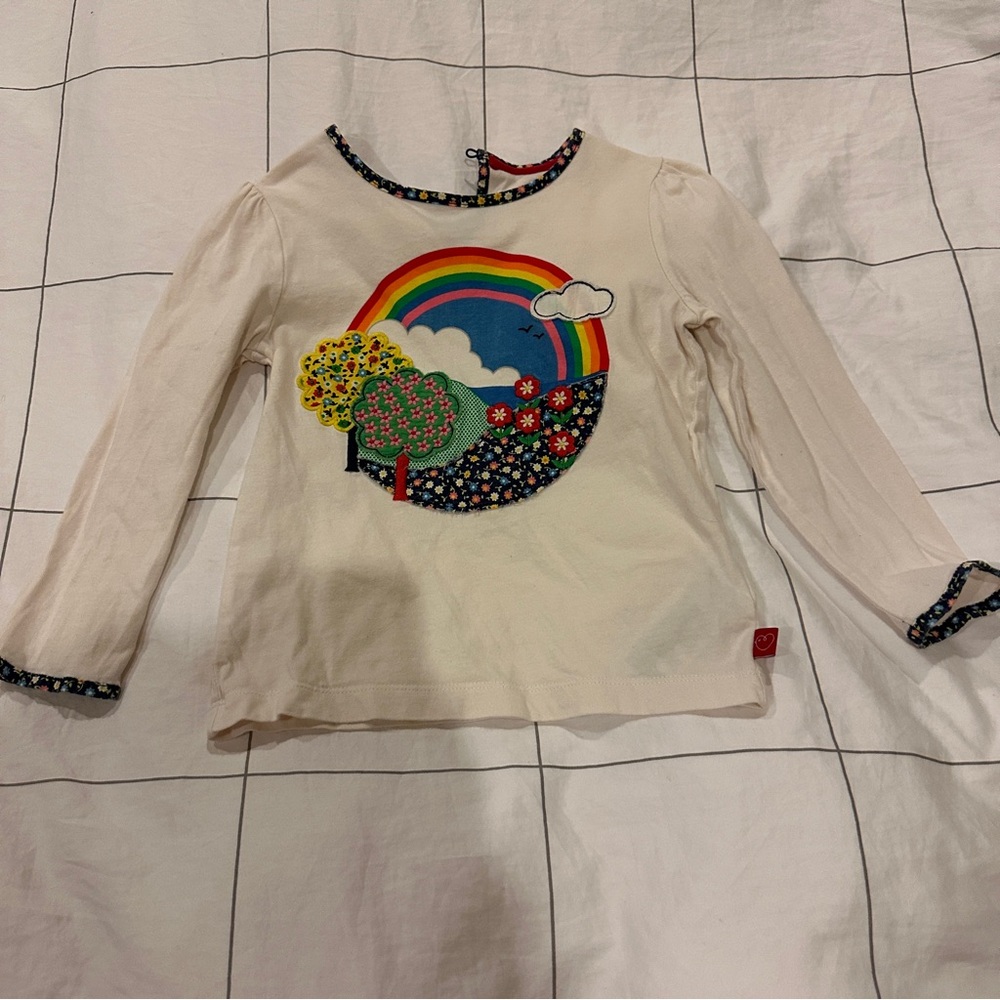 Little bird rainbow scene shirt vguc 2/3